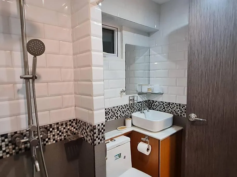 Cozy 2Br In Bgc Near Golf Course - B Fort Tb Manila