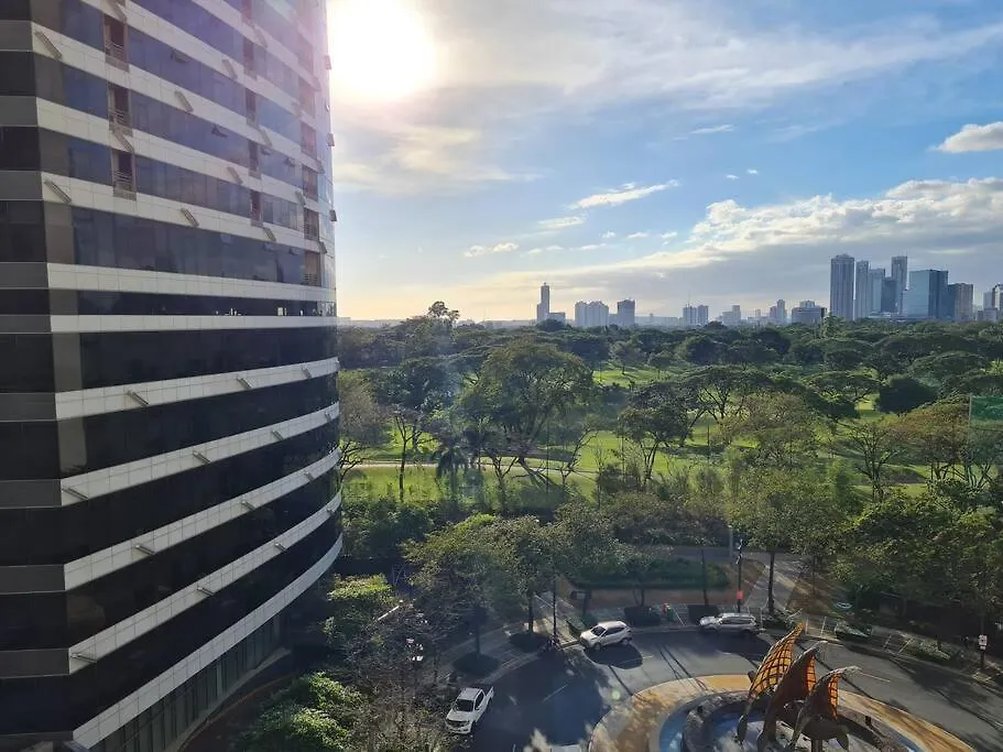 Cozy 2Br In Bgc Near Golf Course - B Fort Tb Manila Apartment